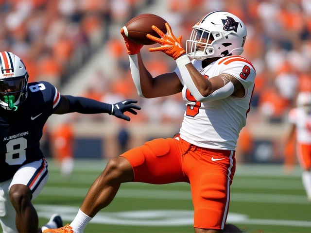 Deuce Knight’s 6-TD Debut Powers Auburn to 62-17 Win Over Mercer Before Iron Bowl